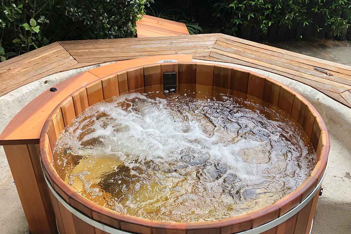 Colonial Cedar Custom Hot Tubs for Sale NZ Jacuzzi Auckland